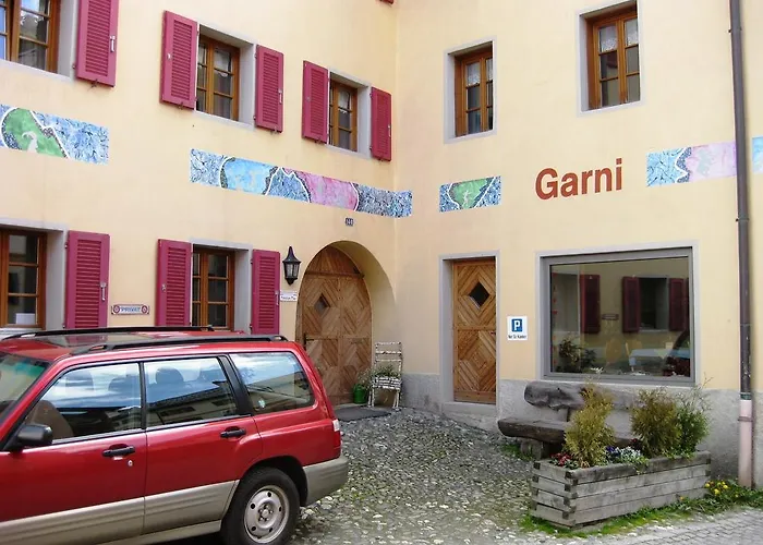 Hotel Pensiun Garni Plaz Scuol